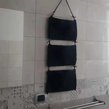 Casa Vacanza Vitiello Apartment *